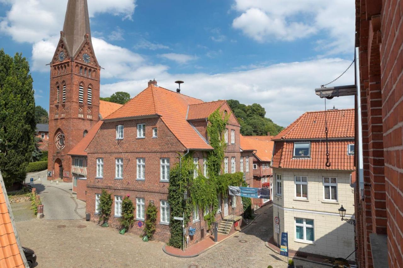 Hotel Gaestehaus Von Herzen Lauenburg Exteriér fotografie